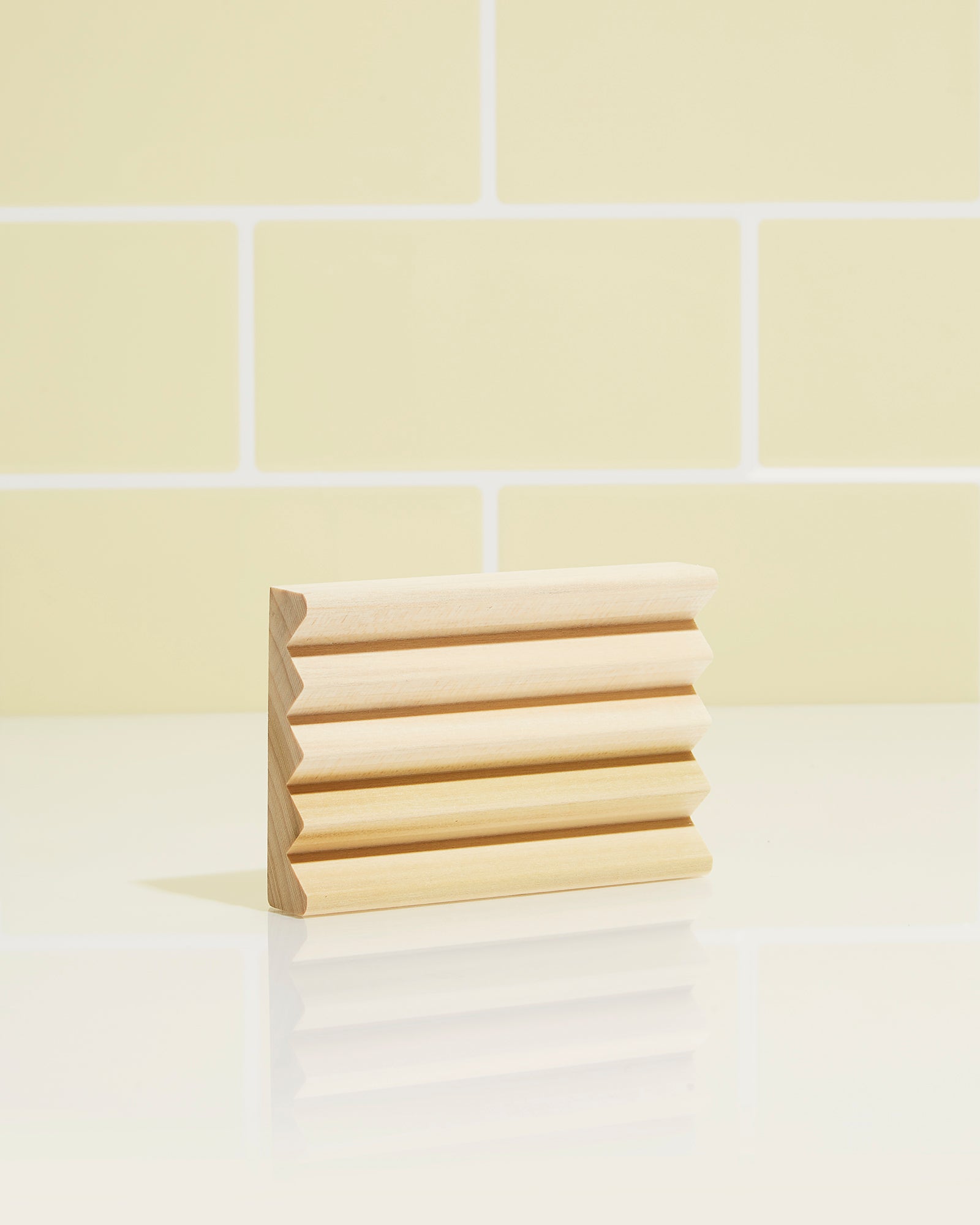 Exfoliating Soap Saver & Wooden Soap Dish Bath Accessory Bundle